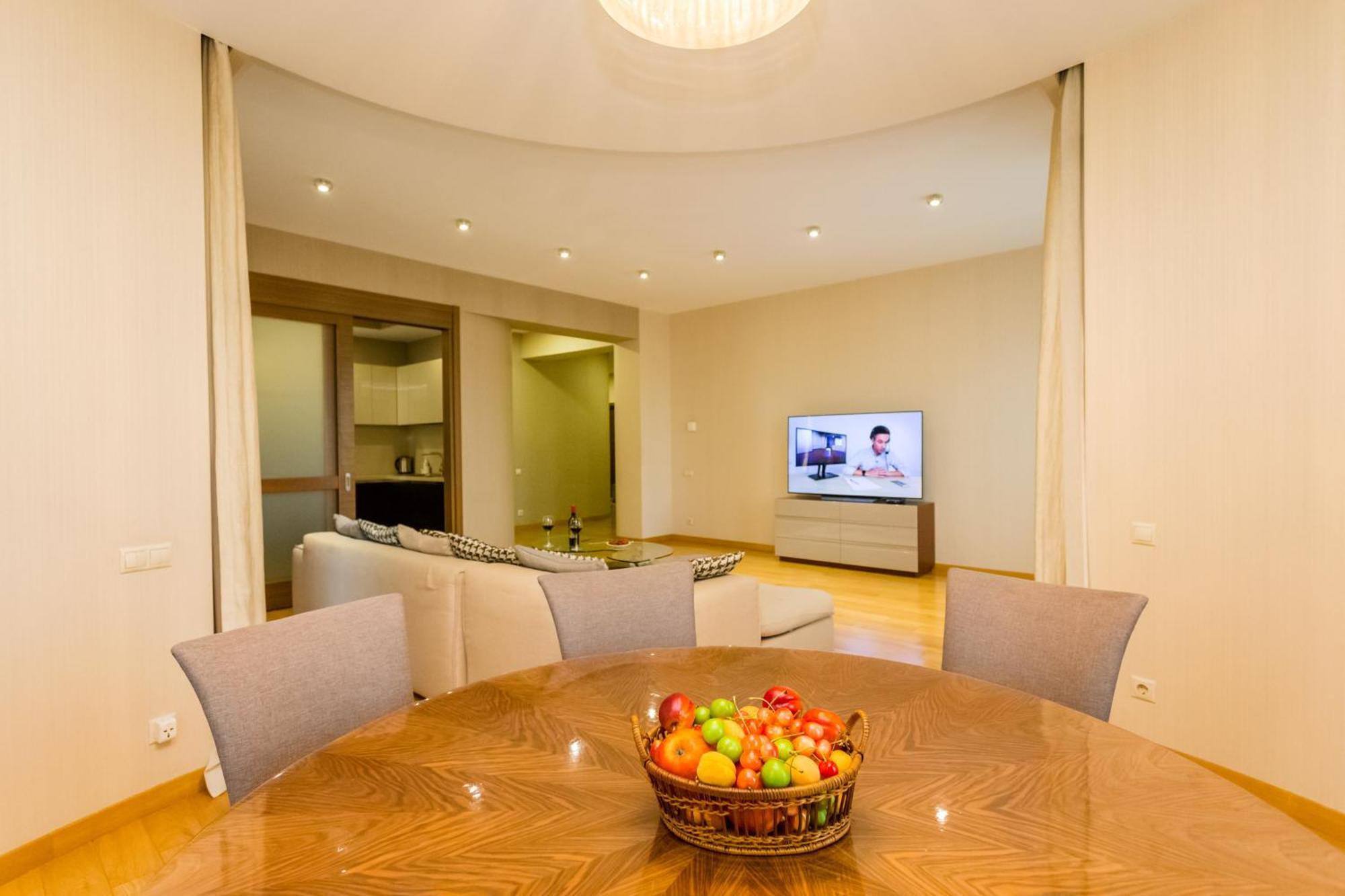 Appartamento New Age Living Tbilisi Esterno foto